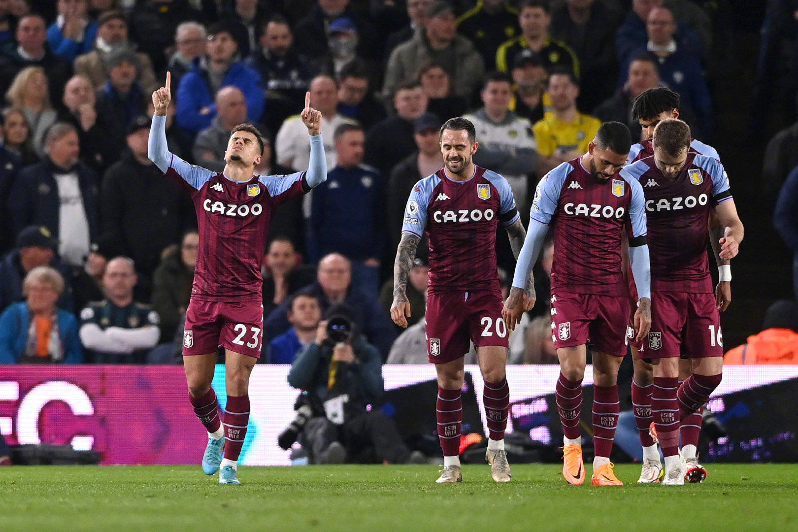 在更具决定 在更具决定